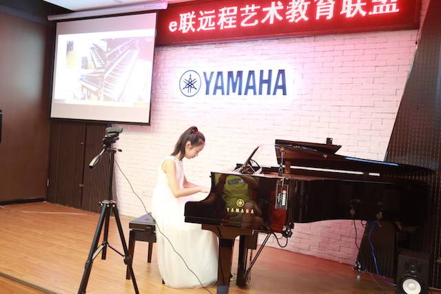 【精彩回顾】e-EU | e联远程艺术教育联盟活动——yl6809永利特邀艺术家李良伟远程实验公开课&音乐沙龙