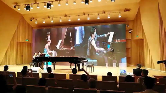 活动报道 | “科技助力，跨越时空”，小鹿纯子携手刘明康共享中日音乐盛宴